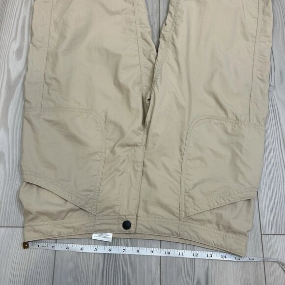 MOUNTAIN HARDWEAR Women OL1153 Khaki Cropped Hiking Capri Pants SZ 8 Zip Pocket - Picture 8 of 12